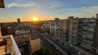 Pis a Valdepasillas - La Paz - Huerta Rosales. Piso en venta en badajoz