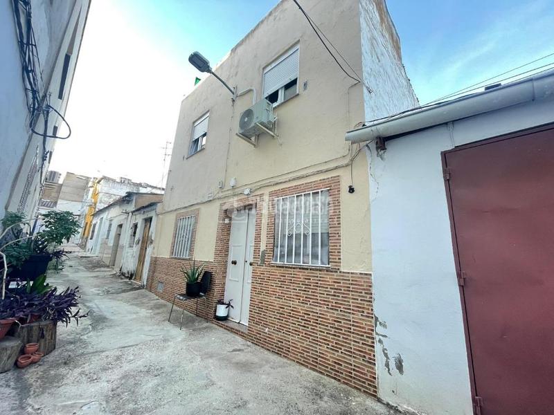 Foto c910a51a-5a52-4c8b-afd7-292d92ad184c. Maison dans Ciudad Jardín Badajoz