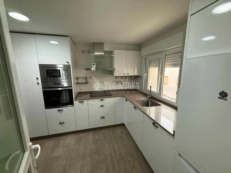 Foto 2e52ee25-b8e2-42f2-8384-e15226e801e8. Flat with heating in Casco Antiguo Badajoz