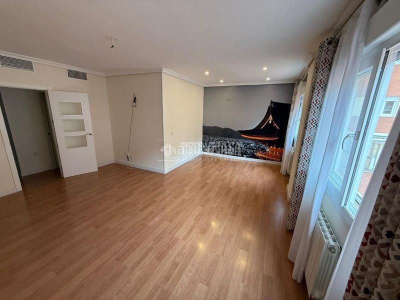 Foto d496e5a6-1692-41b5-a493-e09a96939983. Flat with heating in Casco Antiguo Badajoz