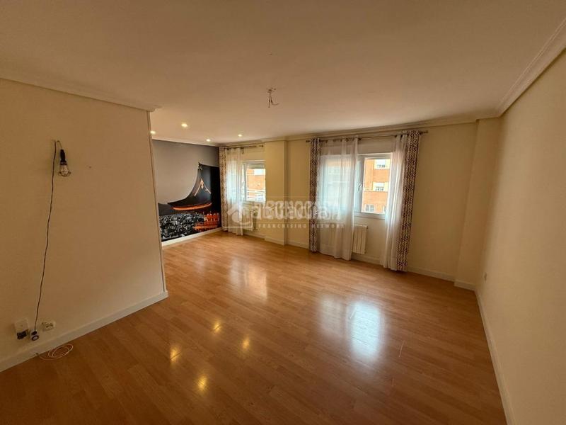 Foto df2b5a4e-e5cc-4432-b2a7-88668a6a4b8a. Flat with heating in Casco Antiguo Badajoz