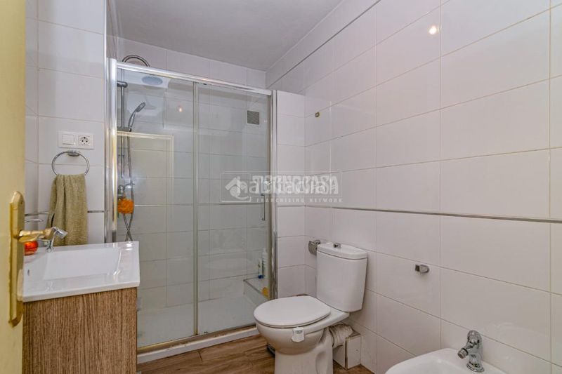 Foto 31b2d617-8cb8-444e-a842-5dff15d0c64c. Pis a San Ildefonso Granada