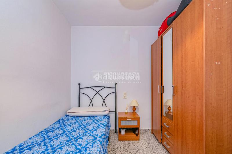 Foto 2998fe16-df7a-4d25-9765-73ca6010e9a0. Piso  en venta en Plaza de Toros Granada