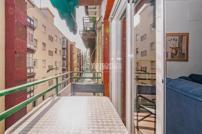 Foto 32100765-6be7-41fb-9414-9618480e771b. Piso  en venta en Plaza de Toros Granada