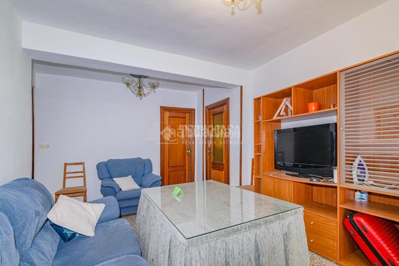 Foto cec76956-0ae7-4368-b64a-93f2034cf890. Piso  en venta en Plaza de Toros Granada