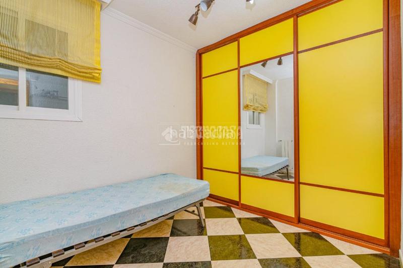Foto a9497507-78b9-4227-bbe2-8e8d910400c2. Piso  en venta en Camino de Ronda Granada