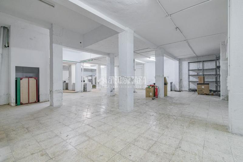 Foto 022039c7-0328-46a9-8541-059098de48f8. Autoparkplatz in Camino de Ronda Granada