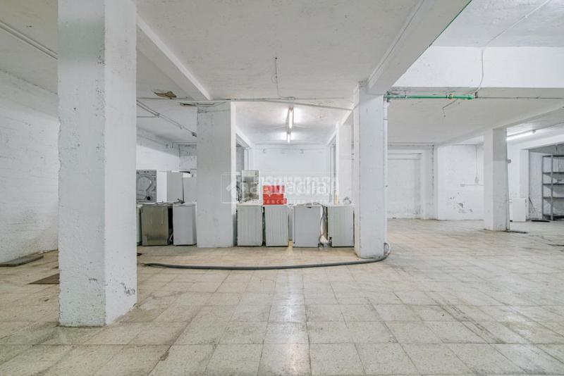 Foto 412e6893-1a22-40d0-8238-941dbb2b33c0. Autoparkplatz in Camino de Ronda Granada