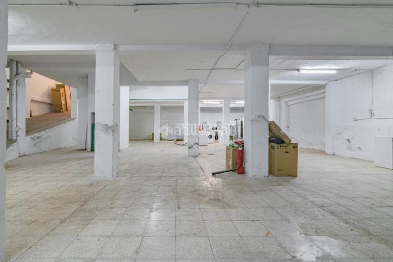 Foto 686f940a-c534-4ade-b0a8-a359fd595277. Autoparkplatz in Camino de Ronda Granada