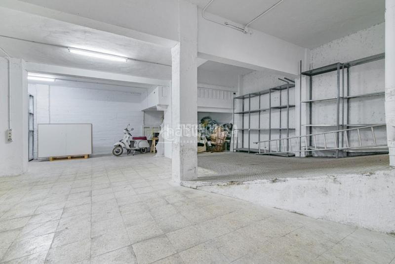 Foto ebf6b79d-8253-4bd8-88d9-4efd1f5b4d93. Autoparkplatz in Camino de Ronda Granada