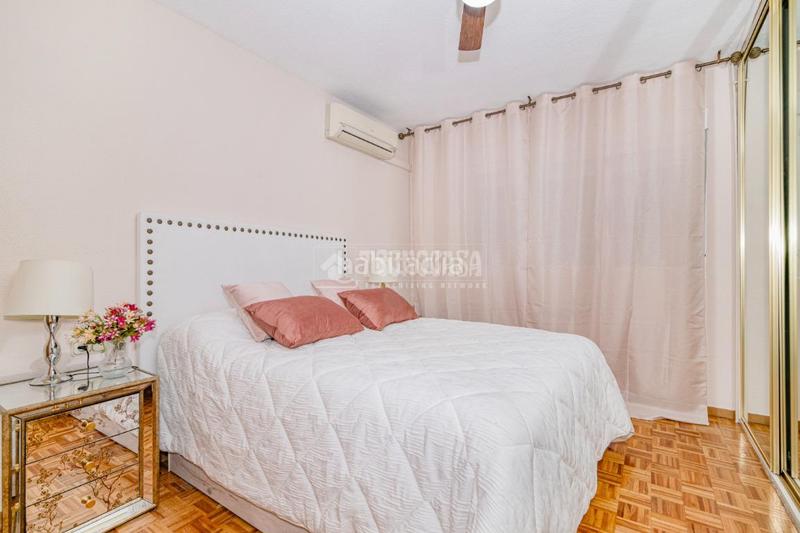 Foto 61b9db17-ea9f-49fd-88d0-d3364c5e2bab. Etagenwohnung mit heizung in Plaza de Toros Granada