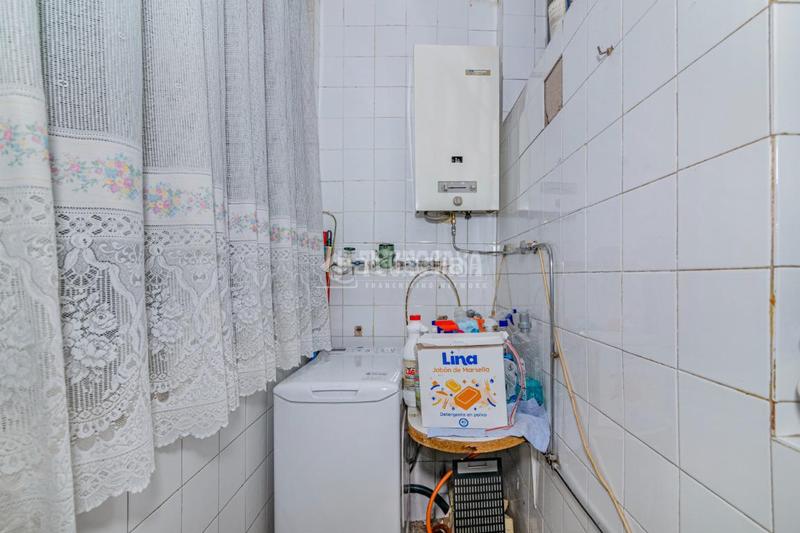 Foto 7a5ca775-a273-44ec-9d58-efe9dfd50fb7. Etagenwohnung mit heizung in Plaza de Toros Granada