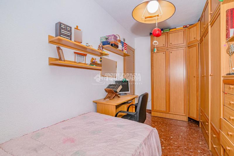 Foto c80e8a66-edcb-408c-8c45-68ee3bd55acc. Etagenwohnung mit heizung in Plaza de Toros Granada