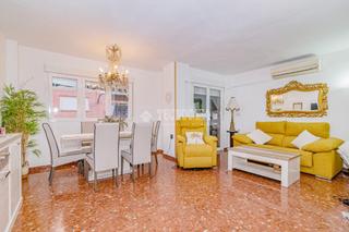 Appartement à Plaza de Toros. Piso en venta en granada