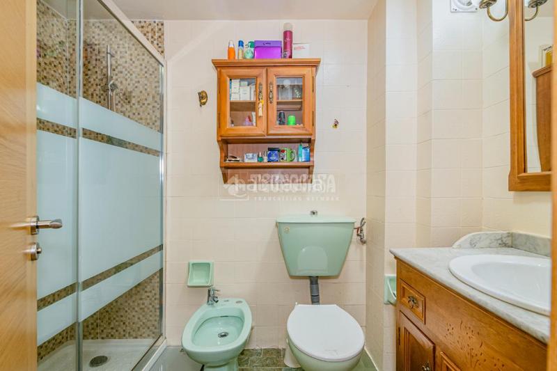 Foto fd3f1351-bc0e-45a1-a2c6-8fbd96d02606. Etagenwohnung mit heizung in Plaza de Toros Granada