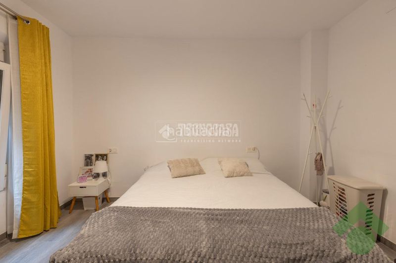 Foto f3416187-44c5-4e06-876f-c71af46b8725. Casa aparellada a Centro - Sagrario Granada