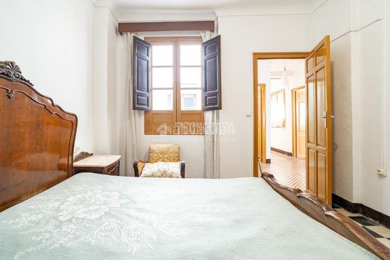 Foto 435e4a4b-d524-4aea-b3a1-9e3abbcbad00. Pis a Centro - Sagrario Granada