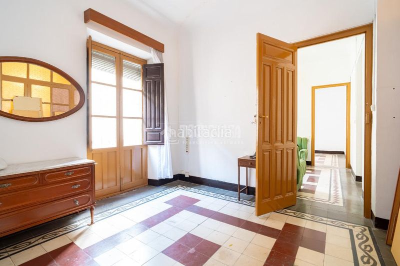 Foto 496da3dc-e748-467b-82d6-a96bd76234be. Pis a Centro - Sagrario Granada