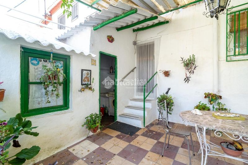 Foto 63c4520c-7ace-4424-9563-6a96c1aa330d. Casa aparellada a San Ildefonso Granada