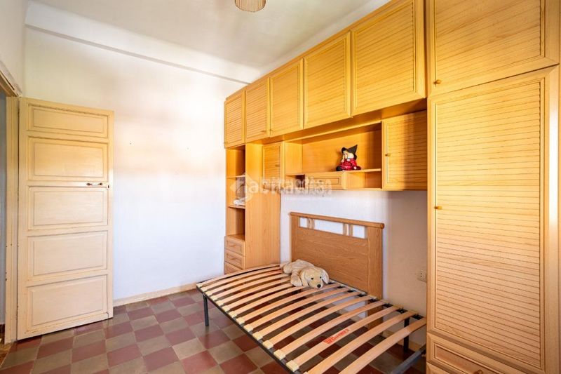 Foto b04b8698-ef24-44ed-8877-f2038730230d. Casa aparellada a San Ildefonso Granada