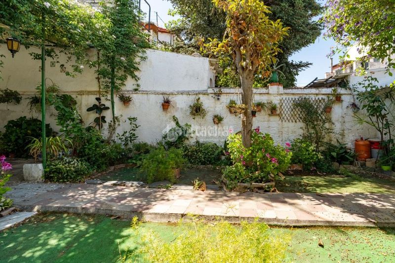 Foto e6e3c4ba-0cdf-48d4-af2a-d0b54e0c4e78. Casa aparellada a San Ildefonso Granada