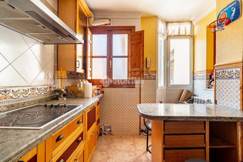 Foto 012c0640-4317-425c-96dd-8fd566851847. Casa aparellada a San Ildefonso Granada