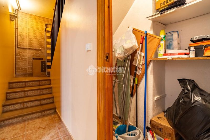 Foto 904435a7-e5d2-4552-98e9-d91806688618. Casa aparellada a San Ildefonso Granada