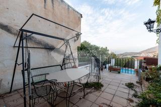 Maison jumele en Nvar. Casa en venta en nvar