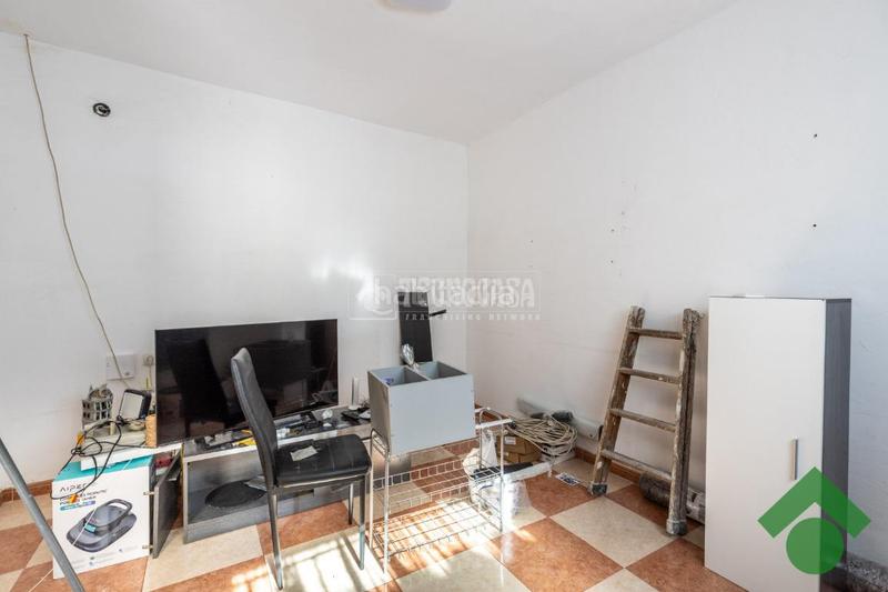 Foto b08d54ac-d1c0-4a76-a359-7d3ad2382409. Casa pareada casa en venta en Pulianas