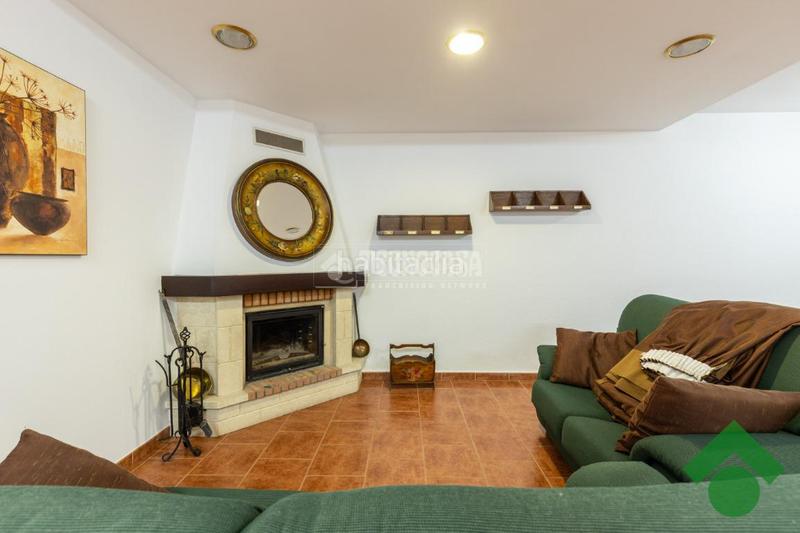 Foto 25c3c2ae-b0c0-49e8-948a-dd47d02e1272. Casa pareada casa en venta en Alfacar