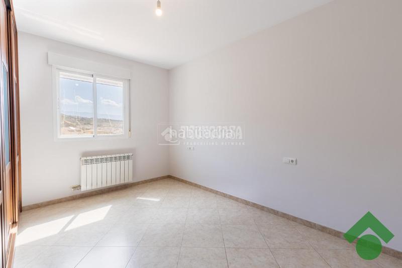 Foto 25e0e7be-887d-49c4-bd2f-bb28cdabec3d. Casa pareada casa en venta en Alfacar