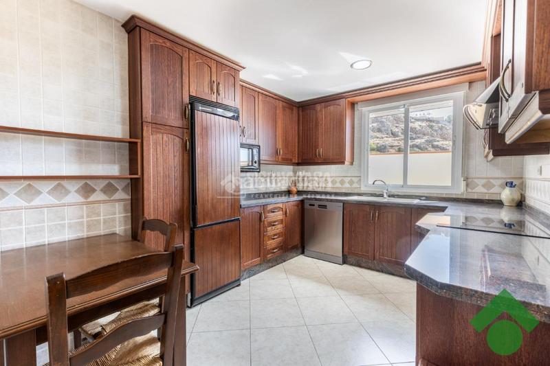 Foto bc827b65-0851-4626-b4cd-c0157b888438. Casa pareada casa en venta en Alfacar