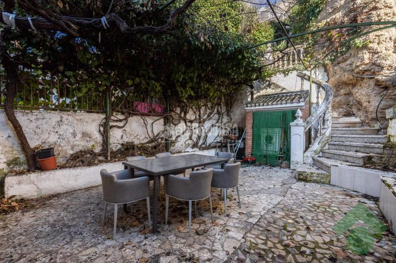 Foto 15f2c05c-24b8-40bc-ae24-390b166512c0. Casa aparellada a Alfacar