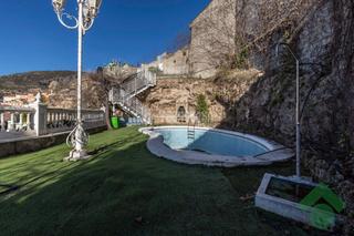 Casa aparellada  Av. alfaguara. Casa en venta en alfacar