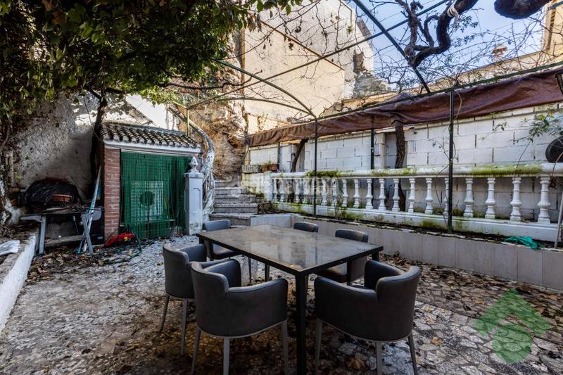 Foto c6301209-9bbd-45dc-921c-4b2dd1e8b30a. Casa aparellada a Alfacar