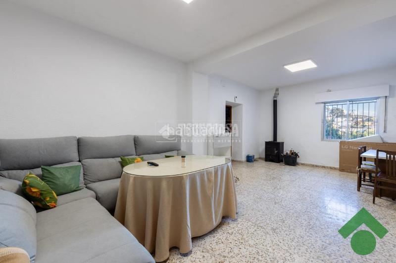 Foto b96ddd7f-ab05-4c69-9ebb-51e18f4e689d. Maison jumelée dans Alfacar