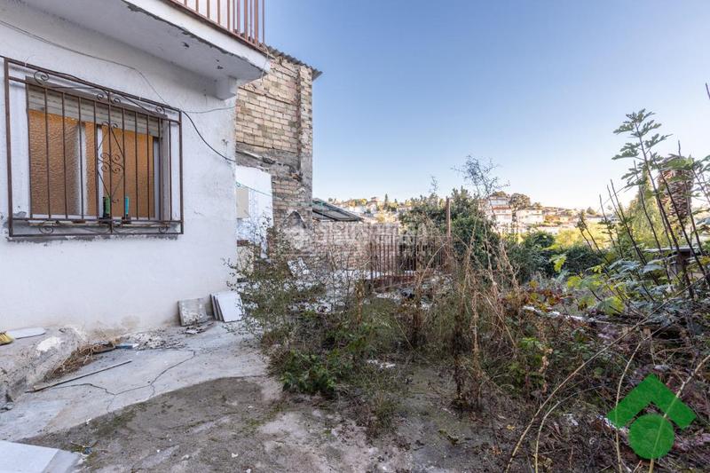 Foto c035514b-dde2-492a-8965-f559a9234cc3. Maison jumelée dans Alfacar