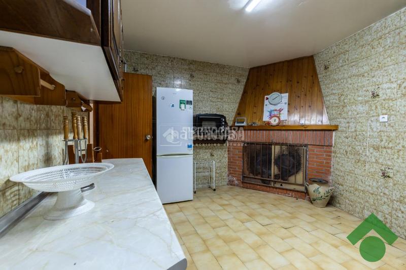 Foto f3e56f14-bbd2-4d29-b273-38a86c6f16c9. Maison jumelée dans Alfacar