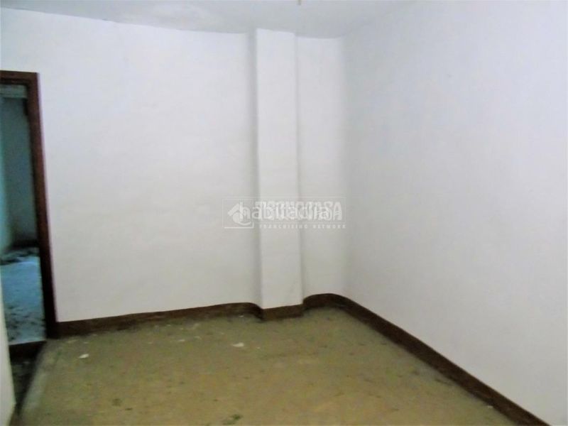 Foto 53868c3d-ae45-4d34-b49a-f32dc3d1b3fb. Casa aparellada a Pulianas