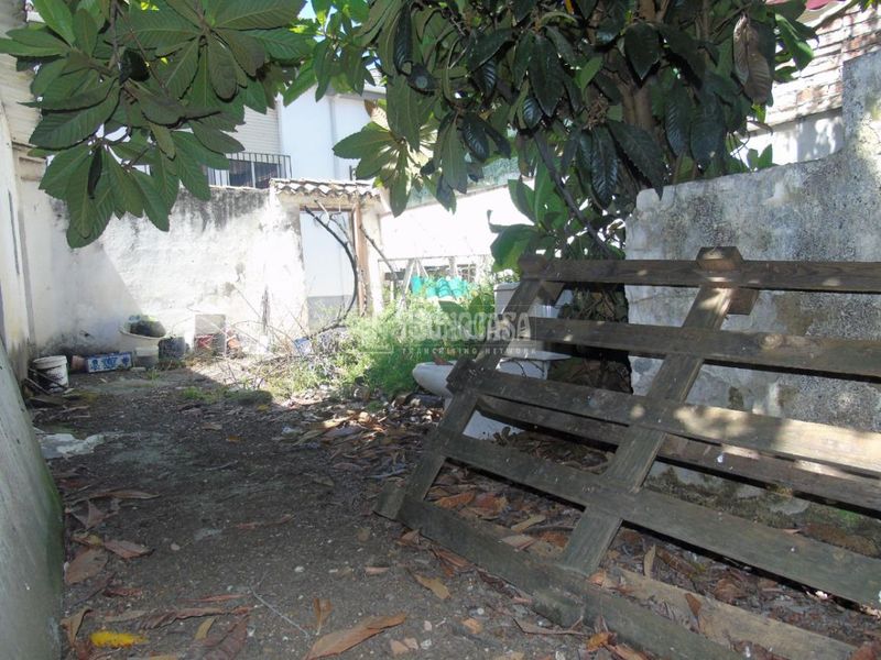 Foto 9ff1b368-4ab7-48d4-b0d5-f95def2f5922. Casa aparellada a Pulianas
