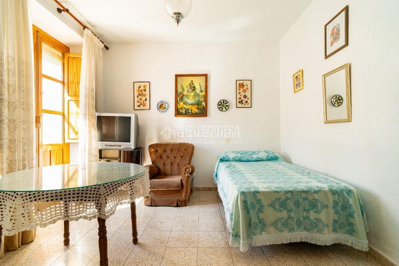 Foto 620b3d9d-8861-4176-8abb-f8fda077eef4. Casa aparellada a Beas de Granada