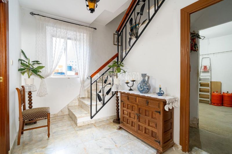 Foto a7a1cd92-689d-4142-a979-a44f8c4de9ab. Casa aparellada a Beas de Granada