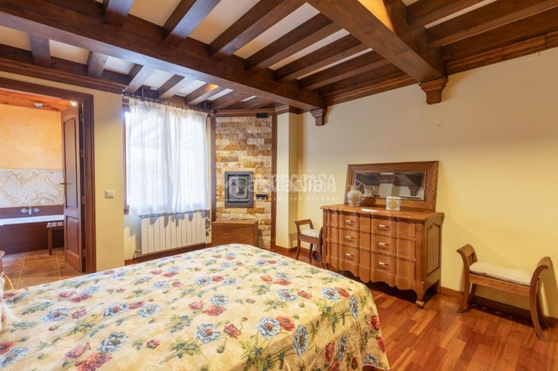 Foto 78e391ab-8d65-4b16-8d23-f8b834db6026. Casa  en venta en Nívar