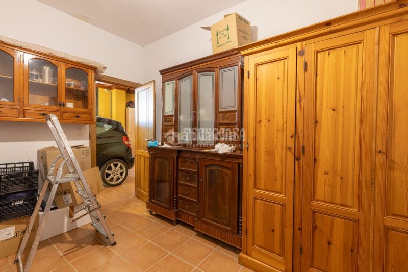 Foto b7de4651-4586-48c8-bc64-41598ea9be82. Casa  en venta en Nívar