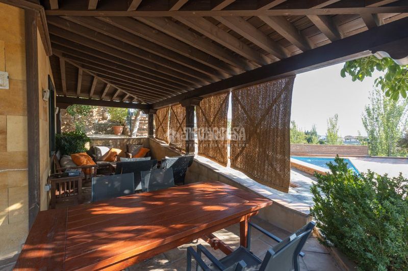 Foto f8cc5359-45ec-43d3-8091-d1158a625fd0. Casa  en venta en Nívar