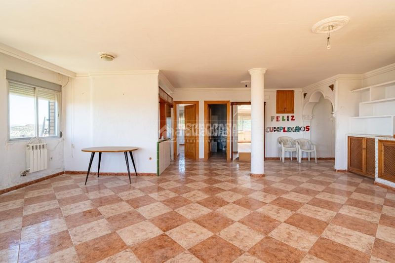 Foto 09074bfb-f422-4d66-a4ed-8630058a9f39. Casa  en venta en Alfacar