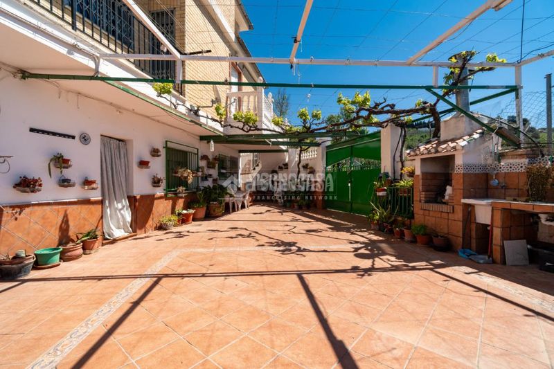 Foto 4fbccf6c-785a-4161-89df-018b531a4517. Casa  en venta en Alfacar