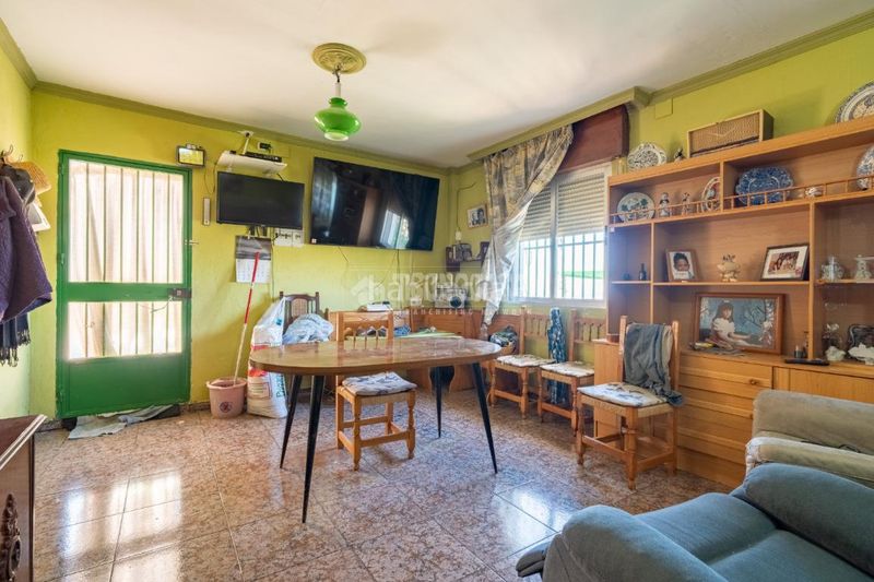 Foto a0d41f4d-441d-4860-b5cd-ce286704a8f8. Casa  en venta en Alfacar