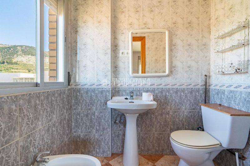 Foto b19a310c-07e7-400a-8fb5-3fe5a50e1864. Casa  en venta en Alfacar