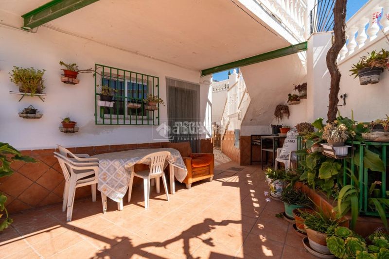 Foto e4ea8a07-2e36-49a5-93dc-fd44d989cf58. Casa  en venta en Alfacar